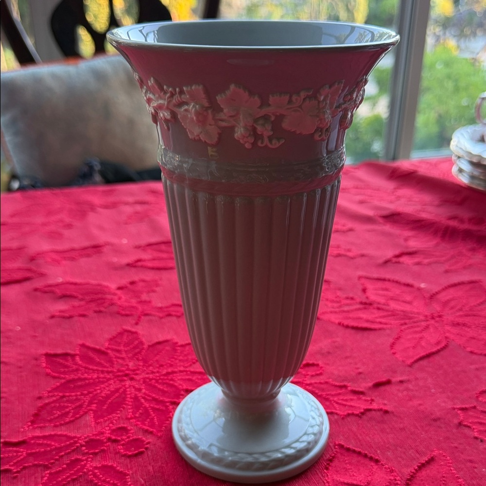 1960s Wedgwood Etruria&Barlaston Queensware cream on light grey  Vase 8.5” tall